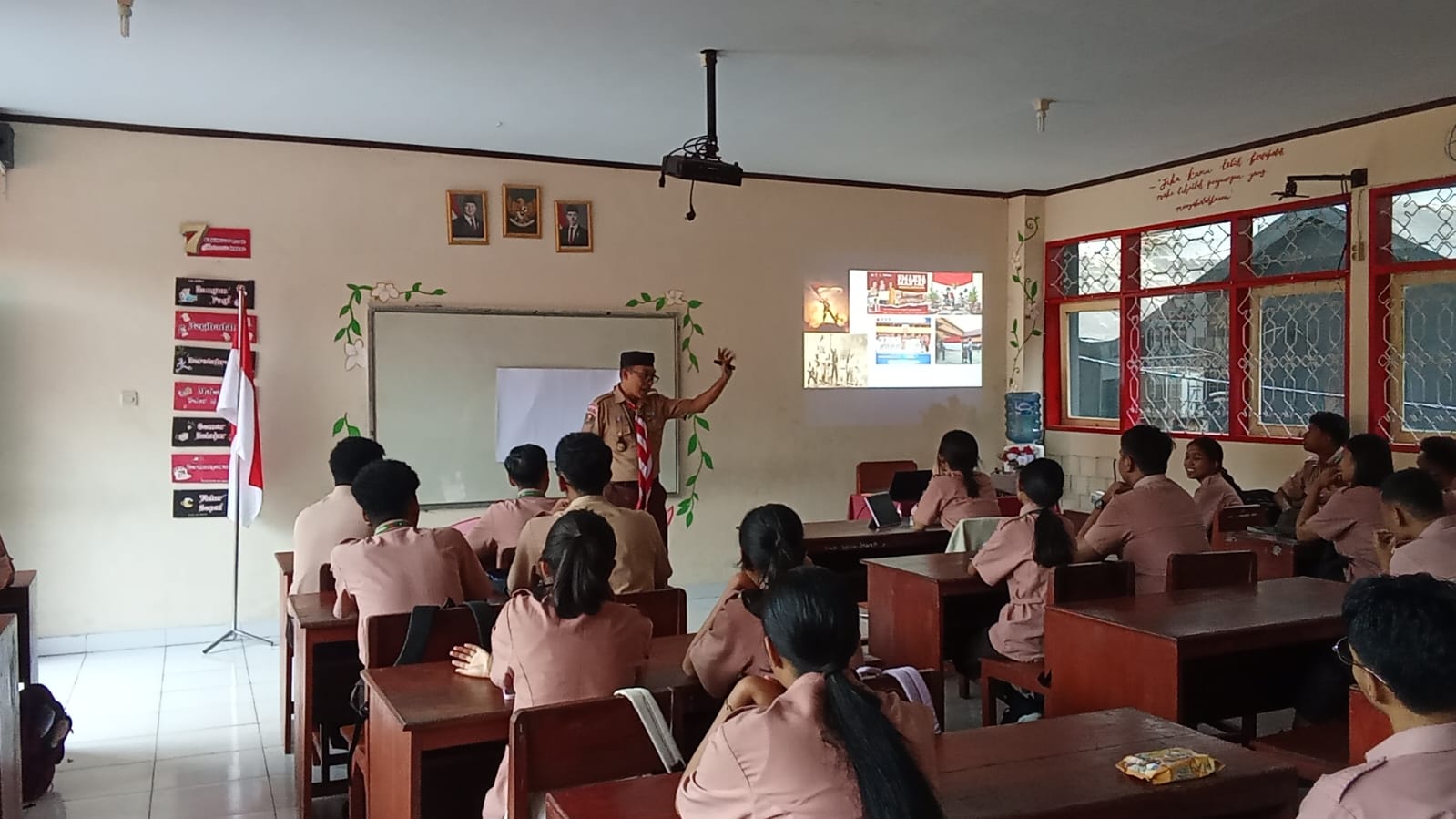 BINAR SMANSA BULAN APRIL : Membentuk Patriot yang Sopan dan Ksatria