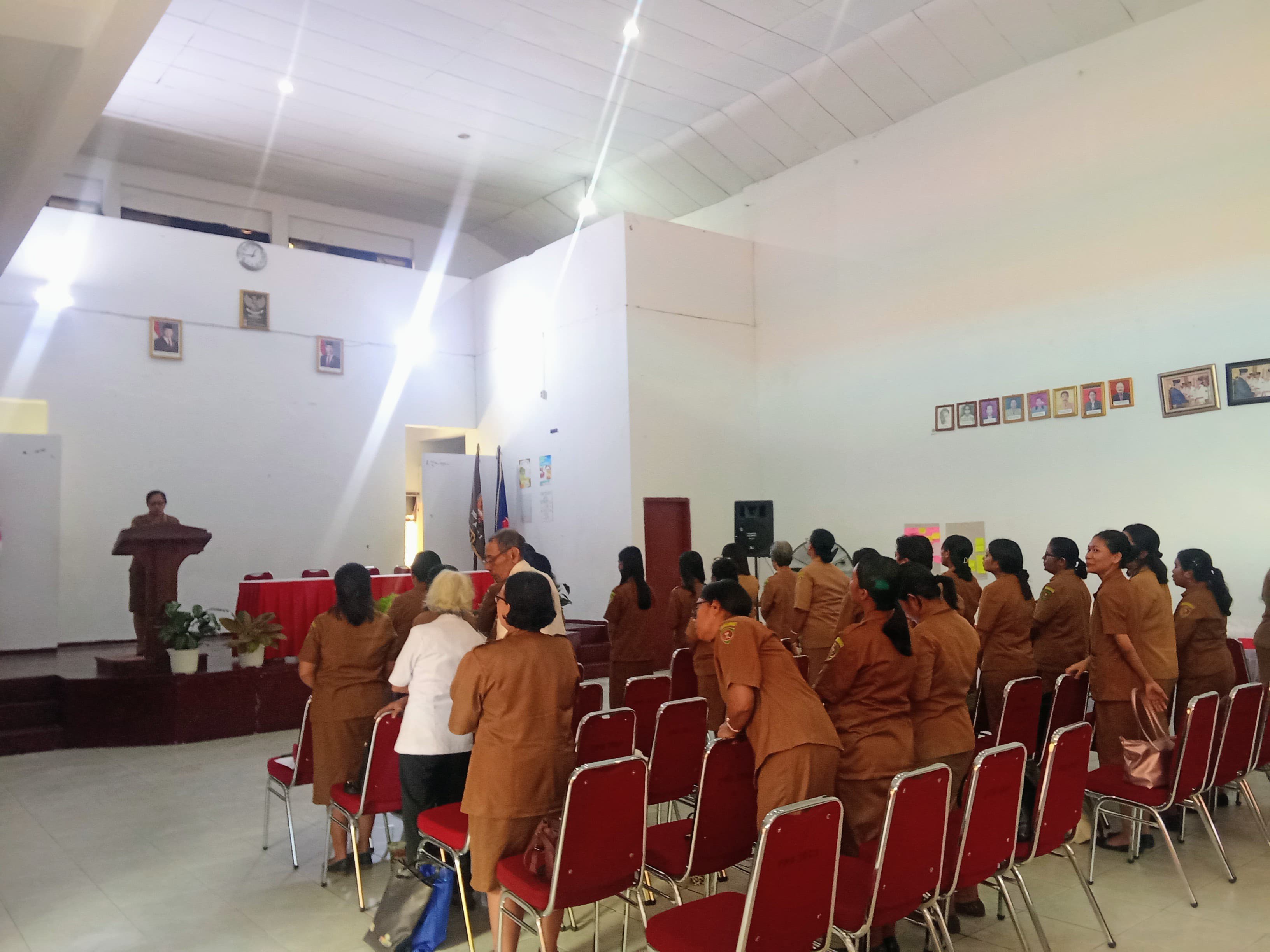Ibadah Syukur Bulan Mei dan Ucapan Syukur Ulang Tahun Guru