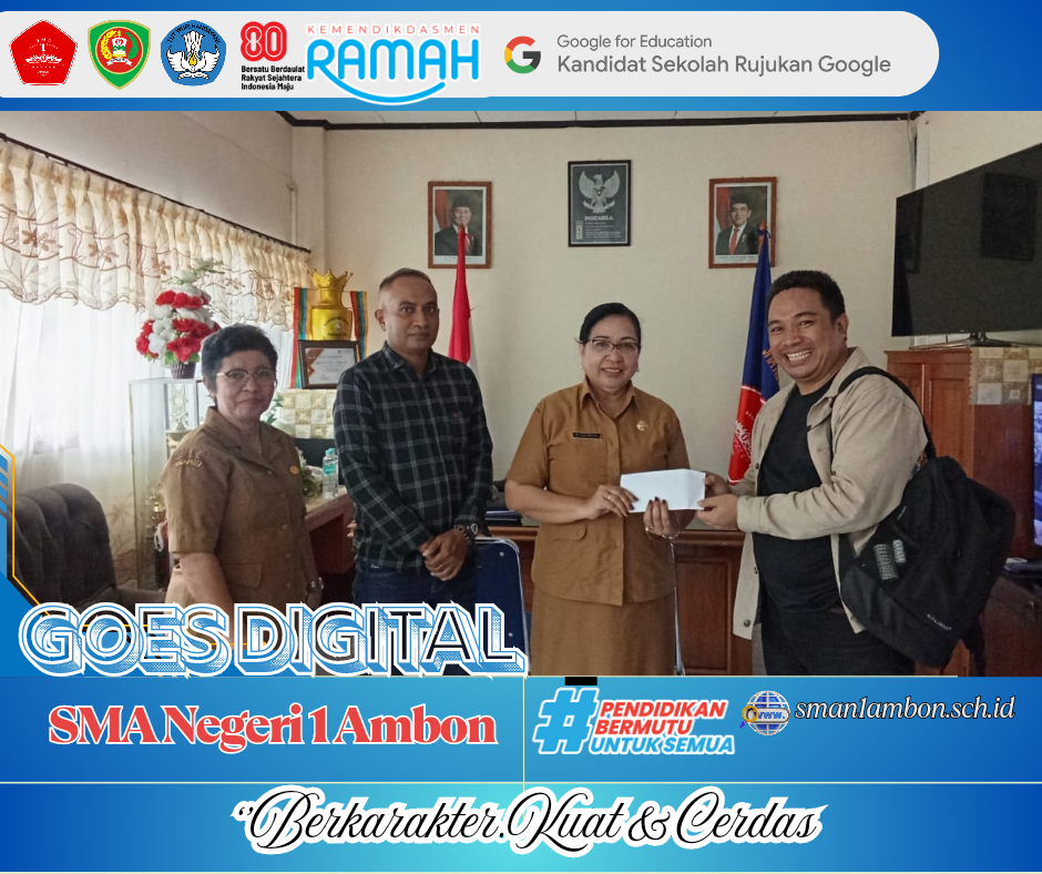SMA Negeri 1 Ambon Terima Sumbangan Uang Tunai dari Alumni Angkatan 2003