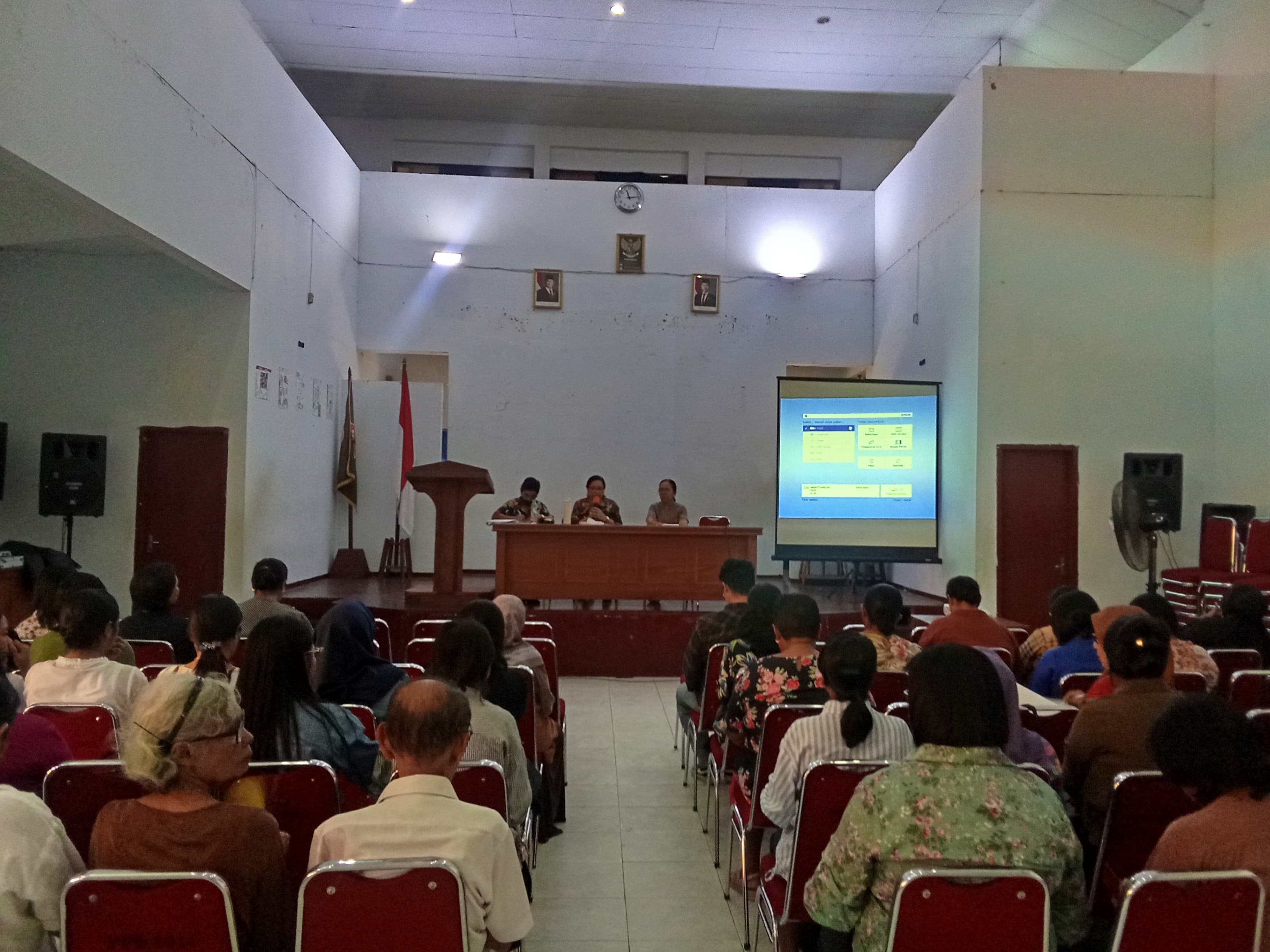 RAPAT EVALUASI DAN PERENCANAAN PROGRAM SEKOLAH